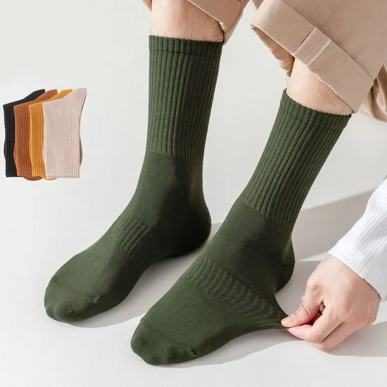 Wholesale Factory Low Price Men Women Children Cotton Customized Logo Socks 